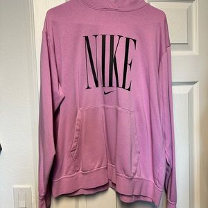 Women’s Nike sweatshirt